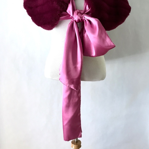 Sharon Deep Plum Dark Magenta Rose Satin Faux Fur Warp Shawl - Picture 2 of 15